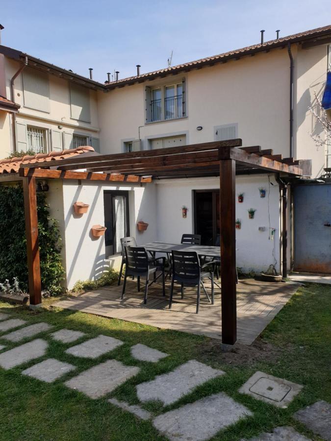 Le Tre Arti Bed & Breakfast Gavirate Exterior foto