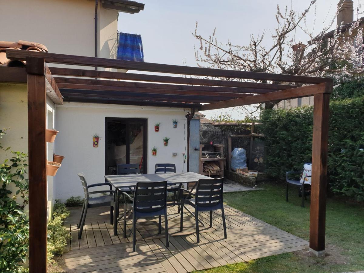 Le Tre Arti Bed & Breakfast Gavirate Exterior foto